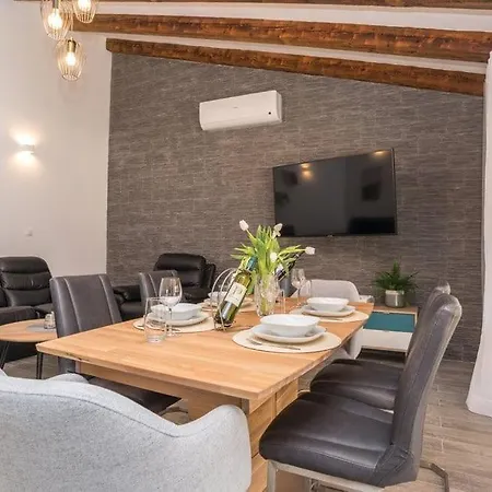 Villas Pakostane Pakoštane
