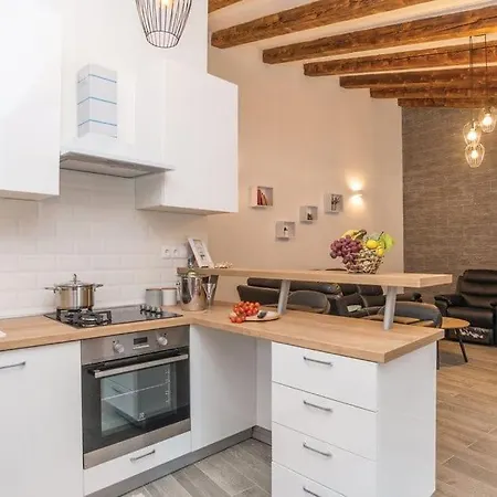 Villas Pakostane Villa *