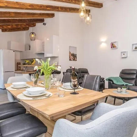 Villa Villas Pakostane