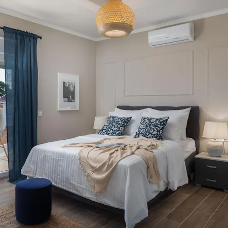 Villas Pakostane ヴィラ