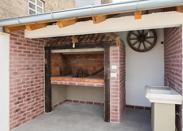 וילה Villas Pakostane *